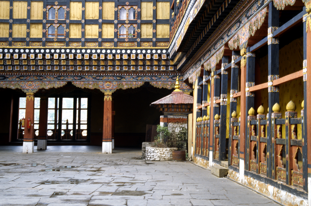 b_535m paro.jpg - Bhoutan - vallée de Punakha, Dzong de Punakha la seconde cour